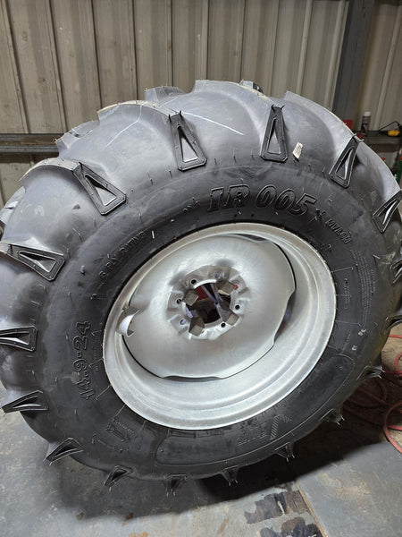 Pivot Irrigation Assembled Wheel & Tire 6PLY – 14.9-24 - AG Machinery Depot