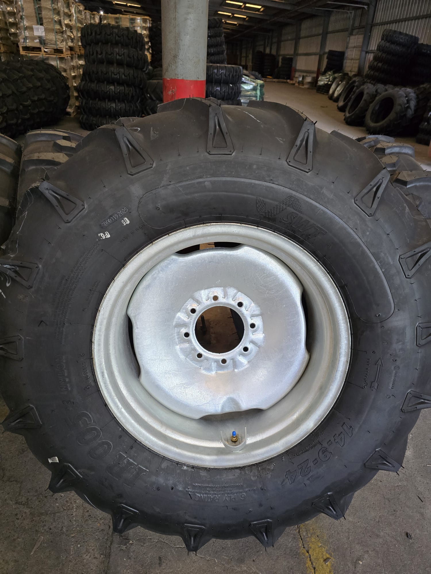 Pivot Irrigation Assembled Wheel & Tire 6PLY – 14.9-24 - AG Machinery Depot