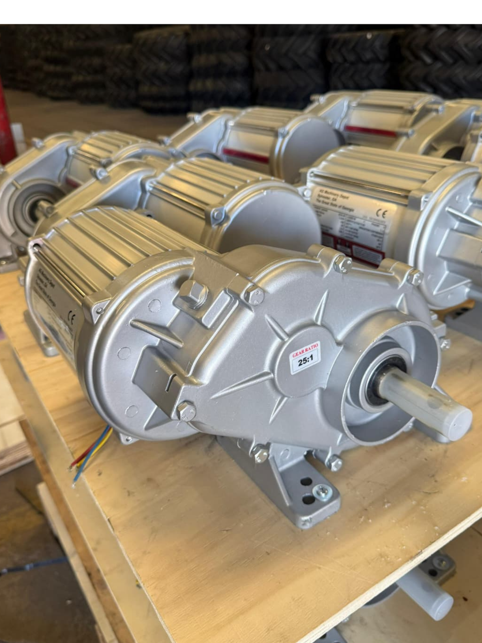 Pivot Center Drives