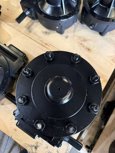 Center Pivot Gearbox – 52:1 Ratio – Compatible with Valley - AG Machinery Depot