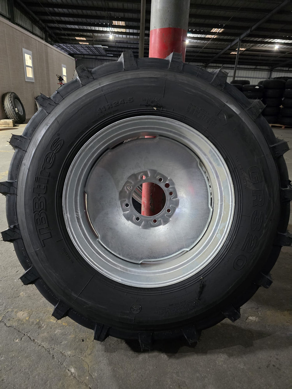 Pivot Irrigation Assembled Wheel & Tire – 11R-24.5 recapped
