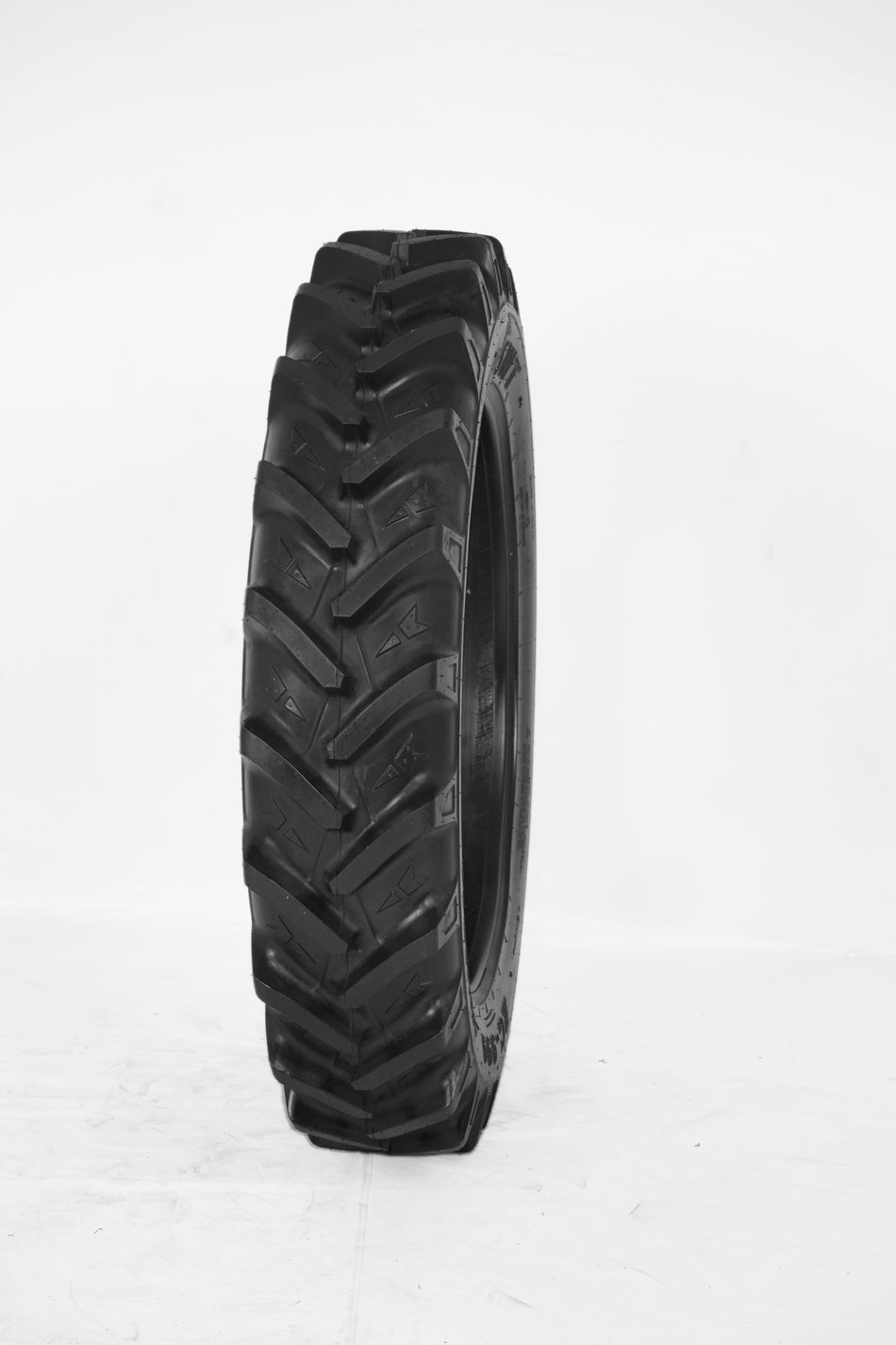380/90R46 159B/159A8 RC-999 Tubeless - AG Machinery Depot